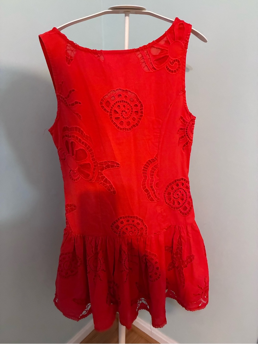 NWT Caroline Constas Red Cutwork Seashell Sleeveless Mini Dress 4